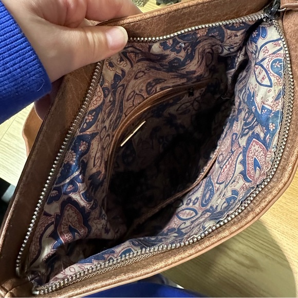 Urban Expressions Journey Backpack - Picture 3 of 6